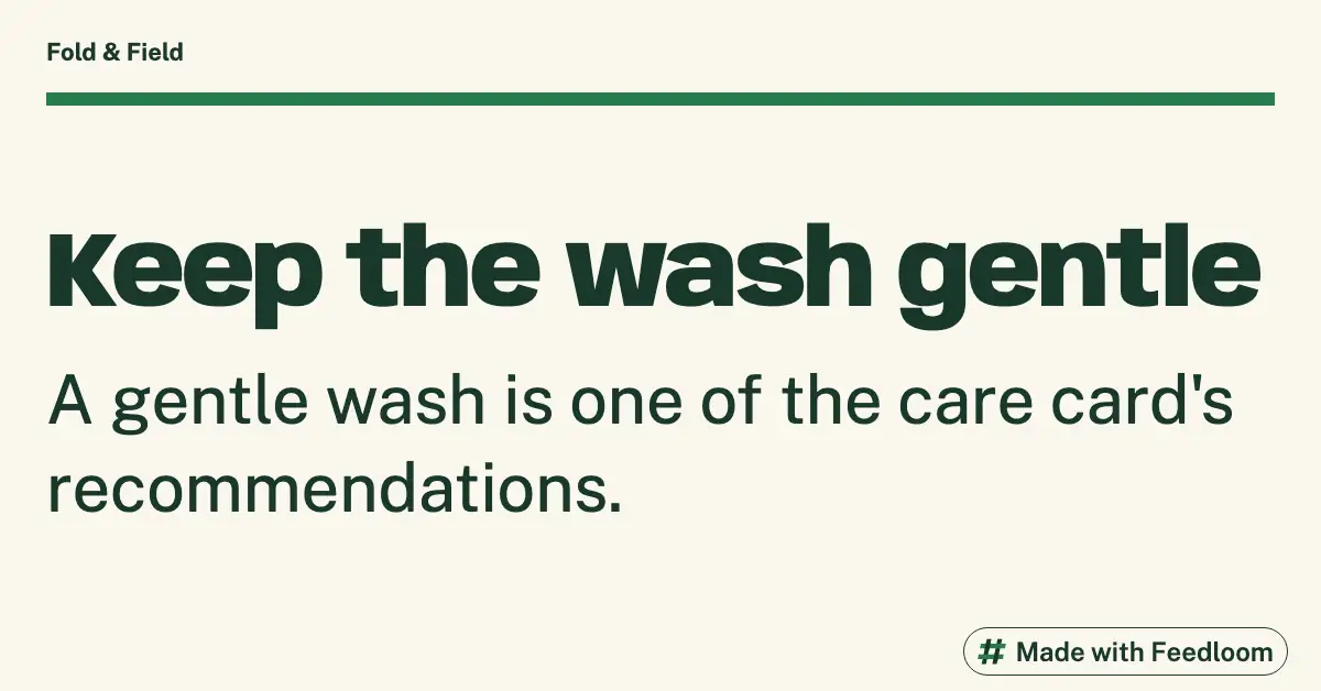 Text highlighting a gentle wash as a care recommendation for cotton napkins.